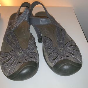 Keen woman’s sandal